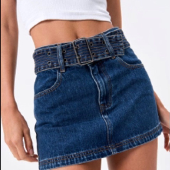 Glassons Dresses & Skirts - Glassons size 6 mini denim low-rise skirt, NEVER BEEN WORN.